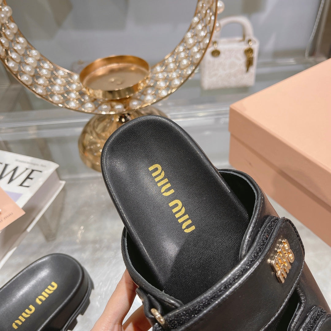 Miumiu Black Thick Sole Soft Sole Velcro Sandals XZH191