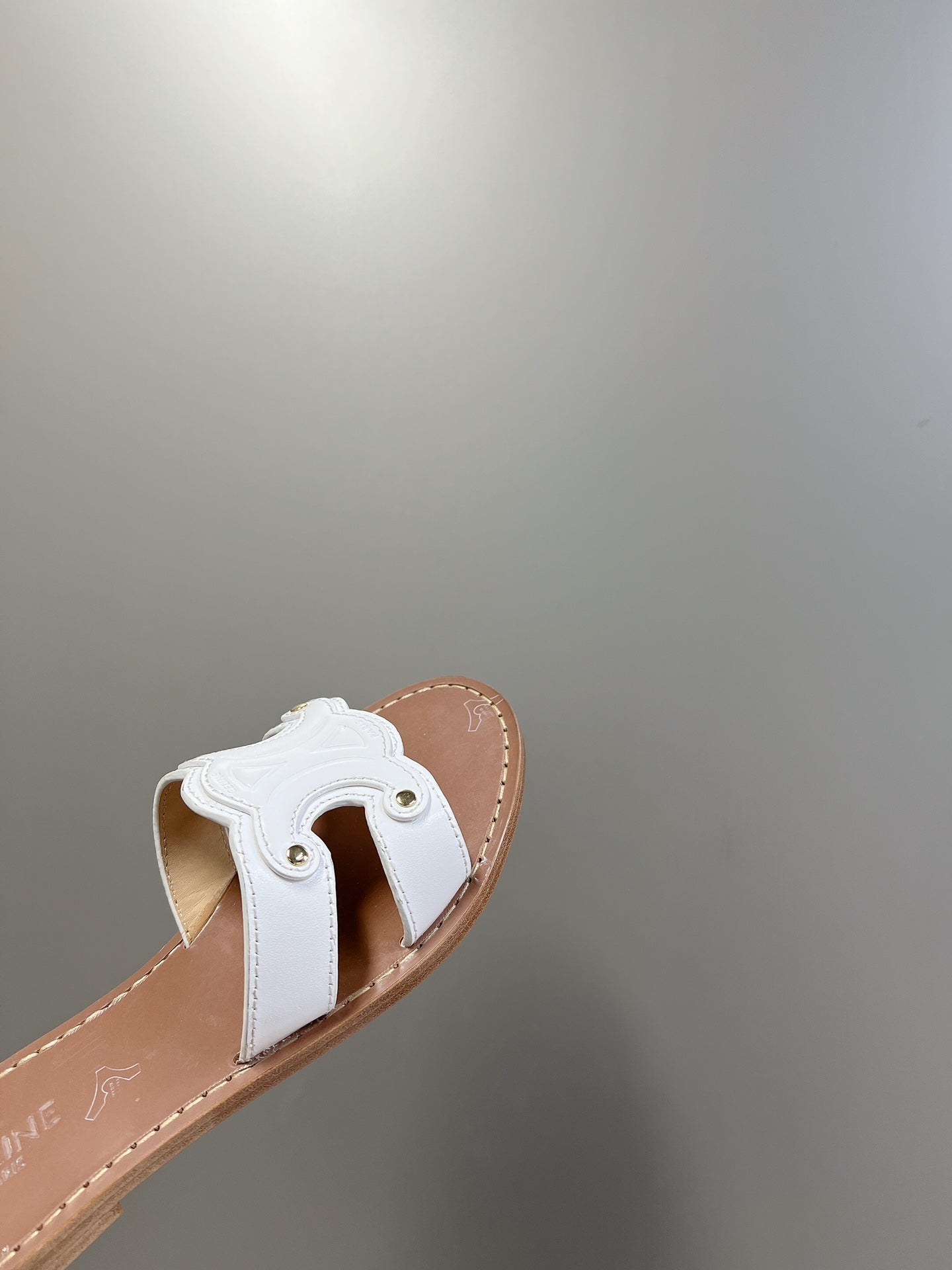 Triumphal Arch White Genuine Leather Flat Sandals Wearing Off the Line Slippers XZH183