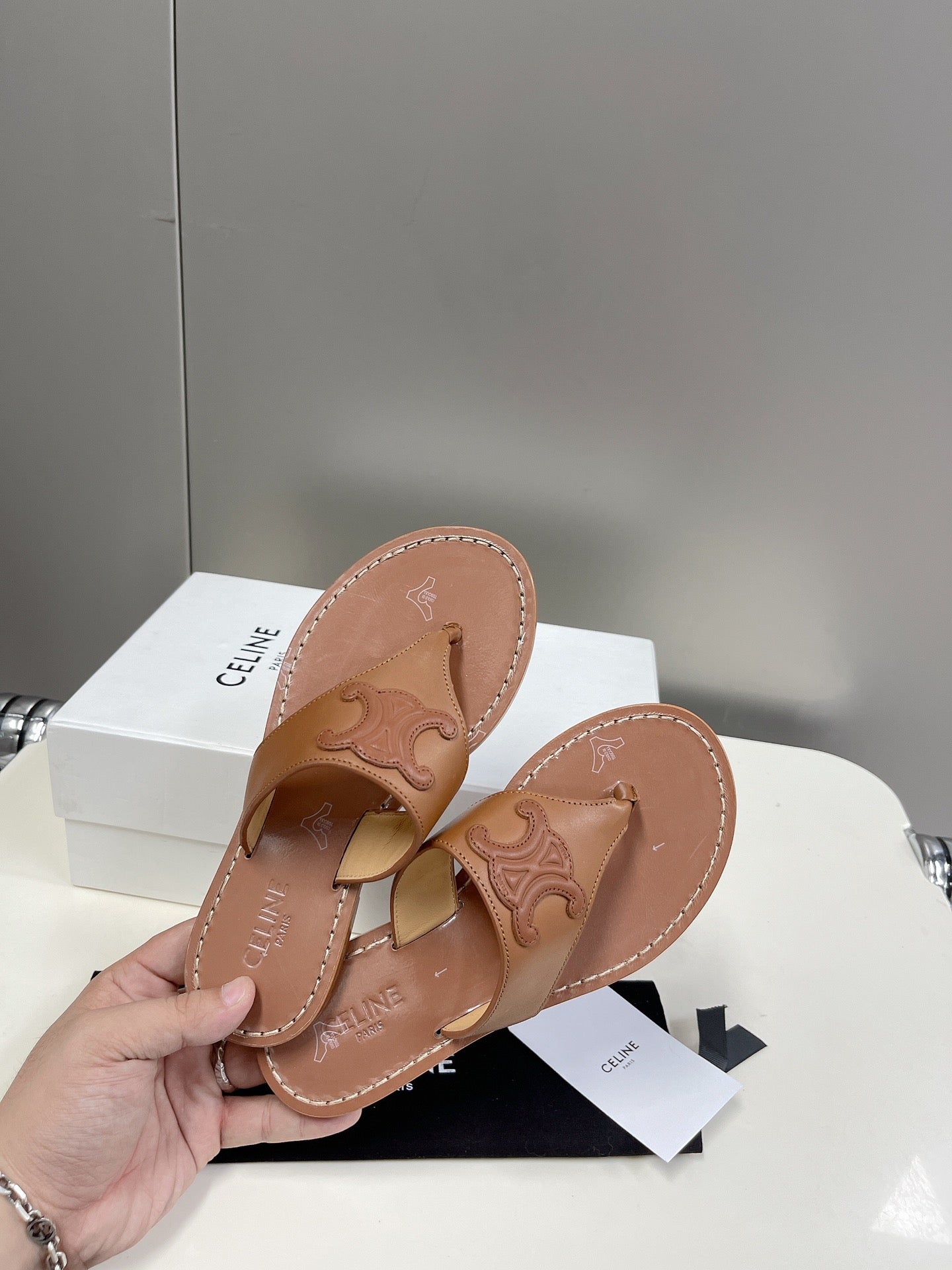 Celine brown toe clip Women's beach slippers XZH195