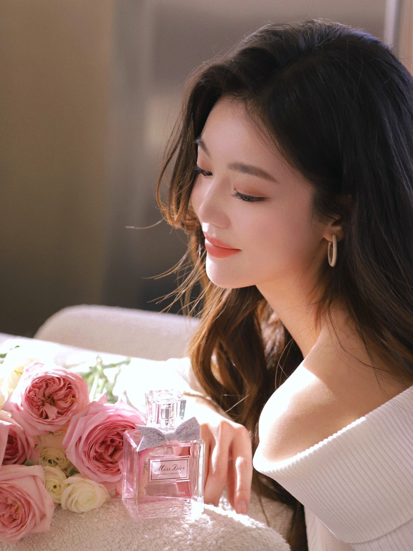 light luxury celebrity style milk tea letter gold simple and versatile earrings eha139