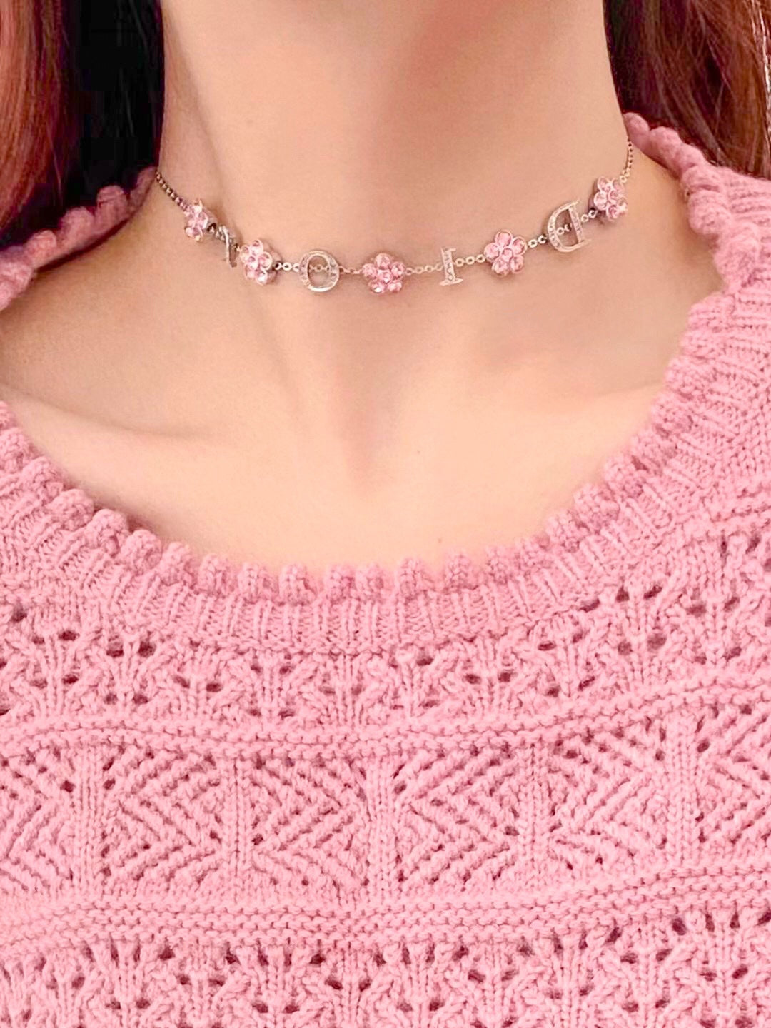 Small flower pink diamond hollowed out silver necklace XLA113