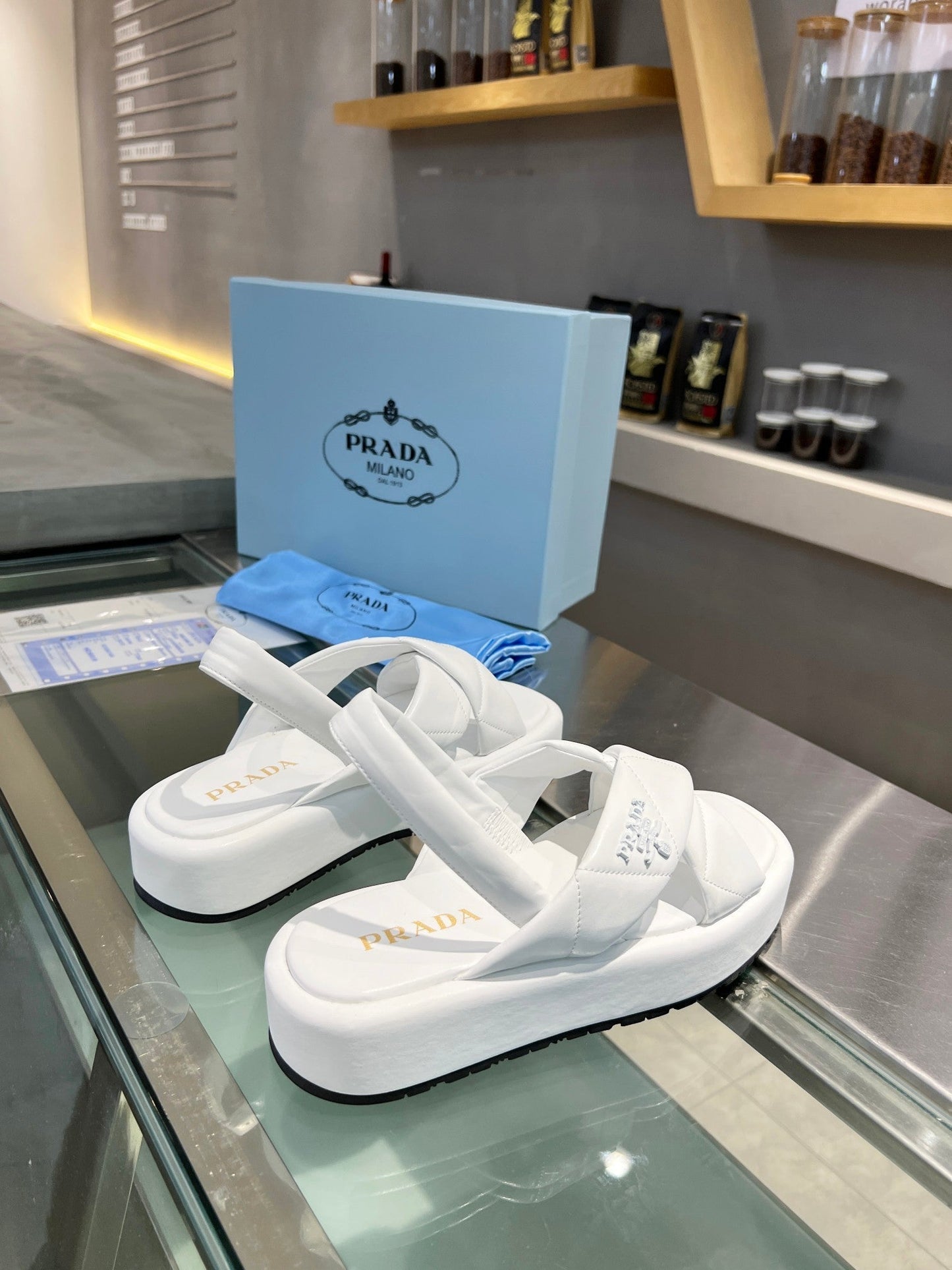 white versatile open toe leather triangle sandals bread shoes xzh139