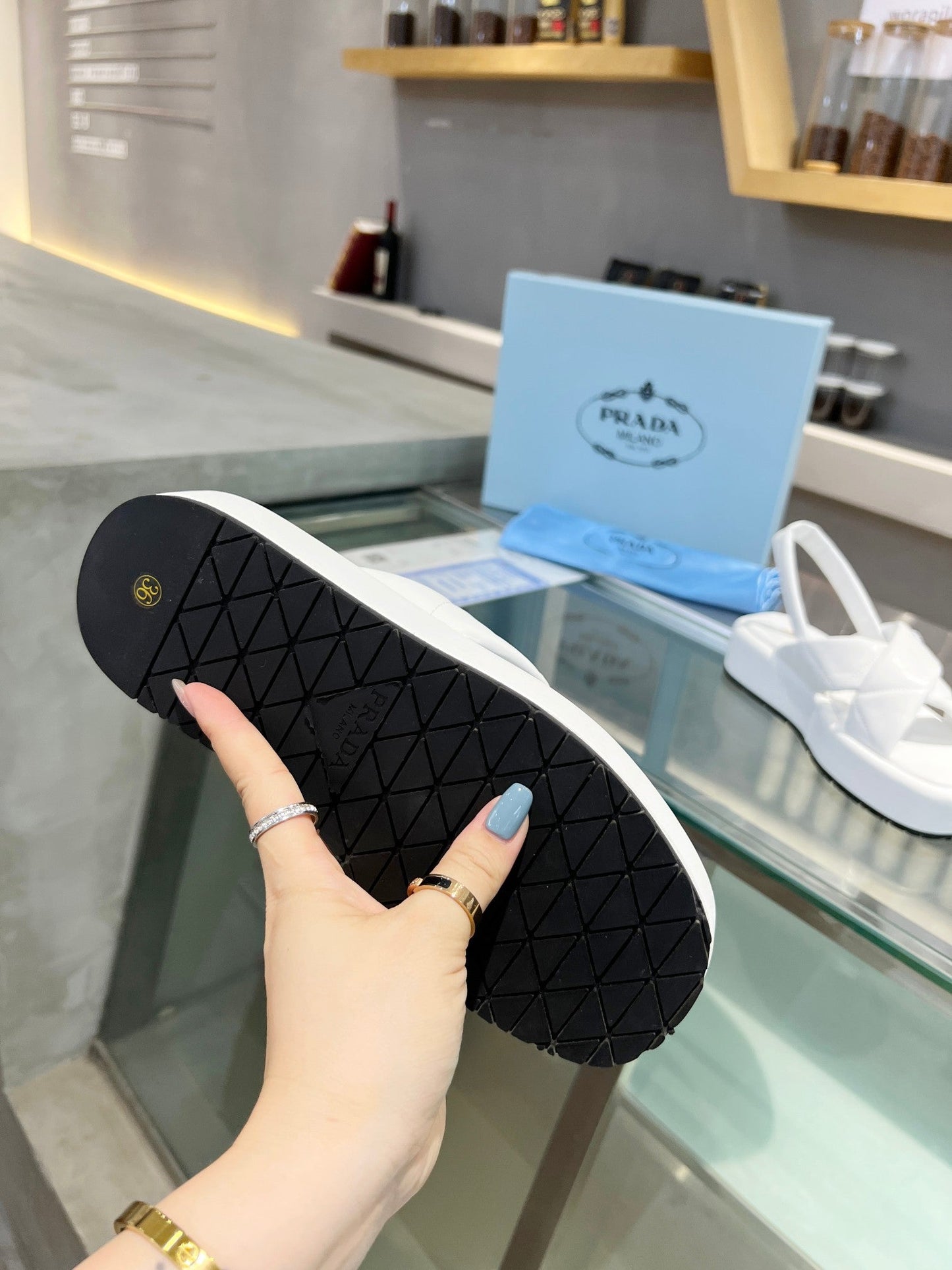 white versatile open toe leather triangle sandals bread shoes xzh139