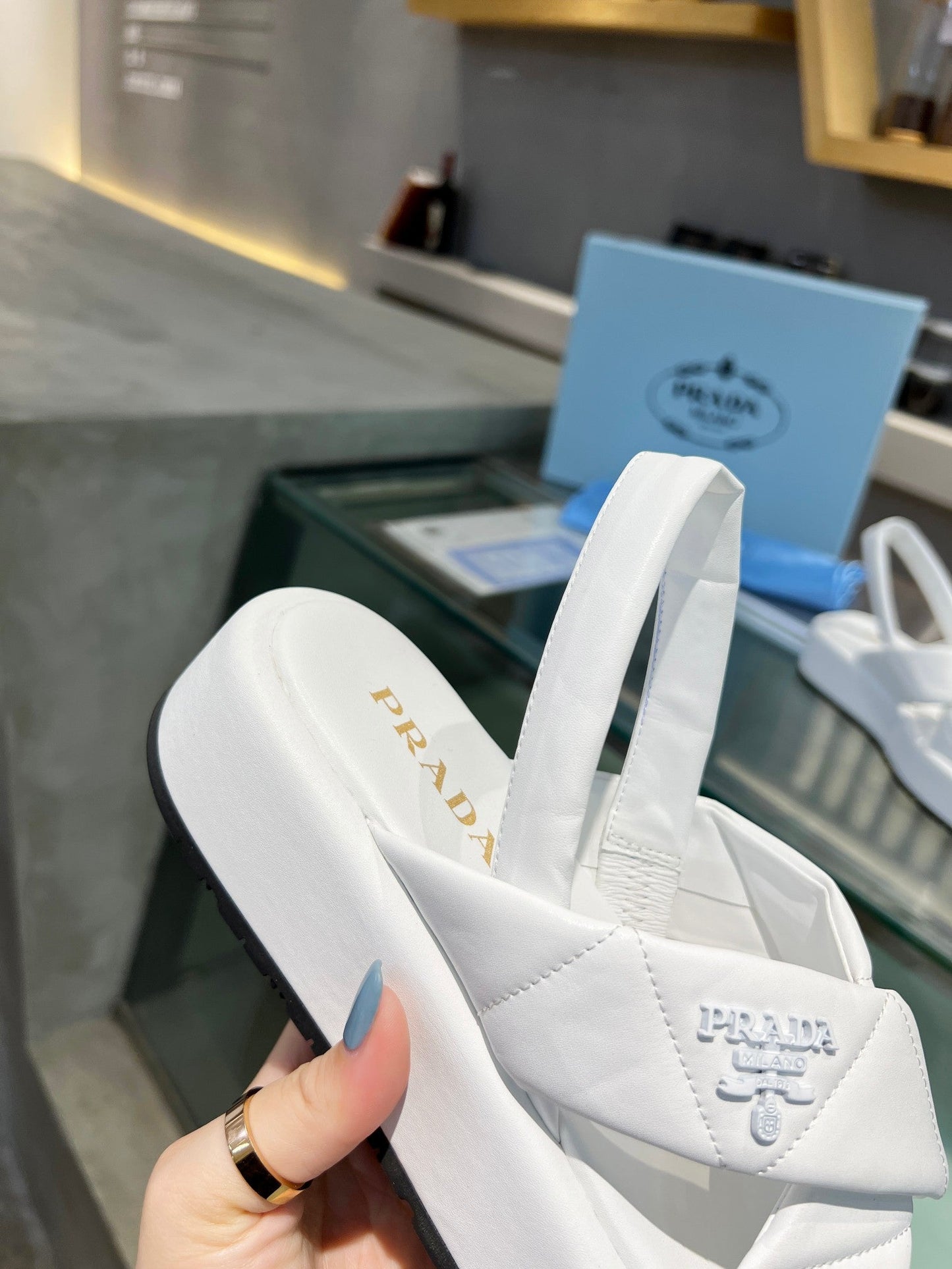 white versatile open toe leather triangle sandals bread shoes xzh139