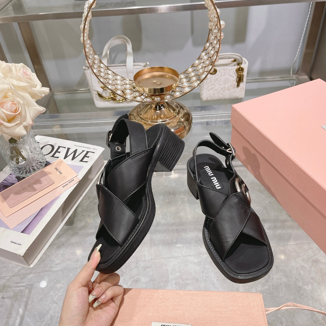 Women's Summer Black Thick Heel Metal Ring Thick Heel Clip Toe Sandals XZH150