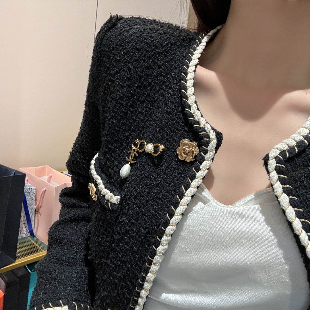 new coco letter sparkling diamond transparent bead brooch xzc5