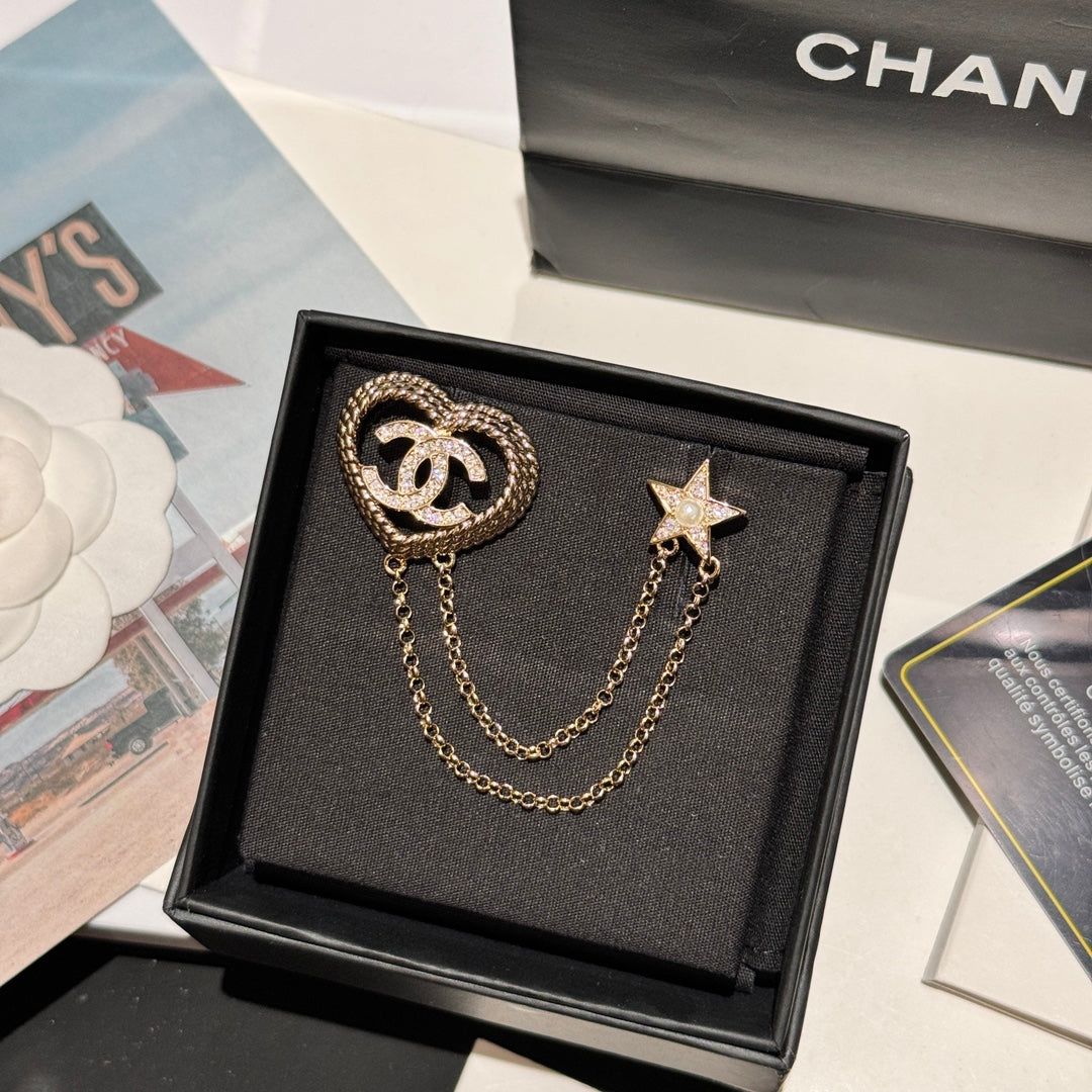 hollow woven love pentagram tassel silver brooch xzc11