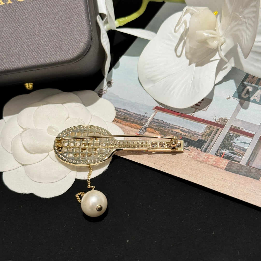 tennis racket pearl limited edition gold brooch xzc17
