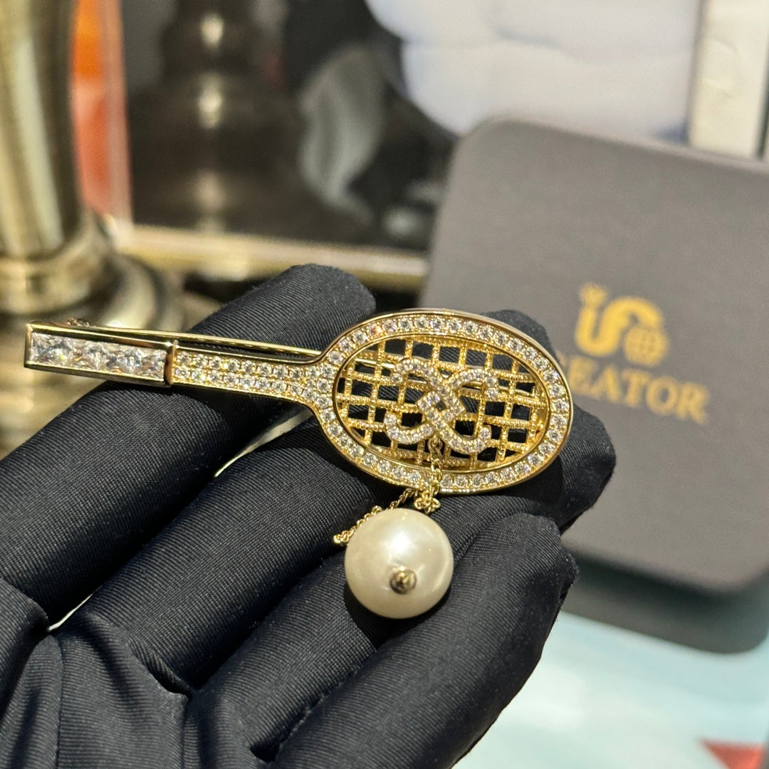 tennis racket pearl limited edition gold brooch xzc17