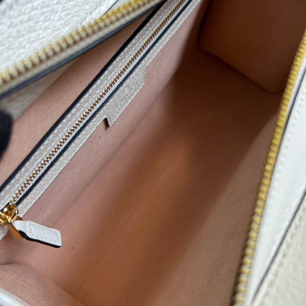 25cm white handheld cross shoulder bag 693724