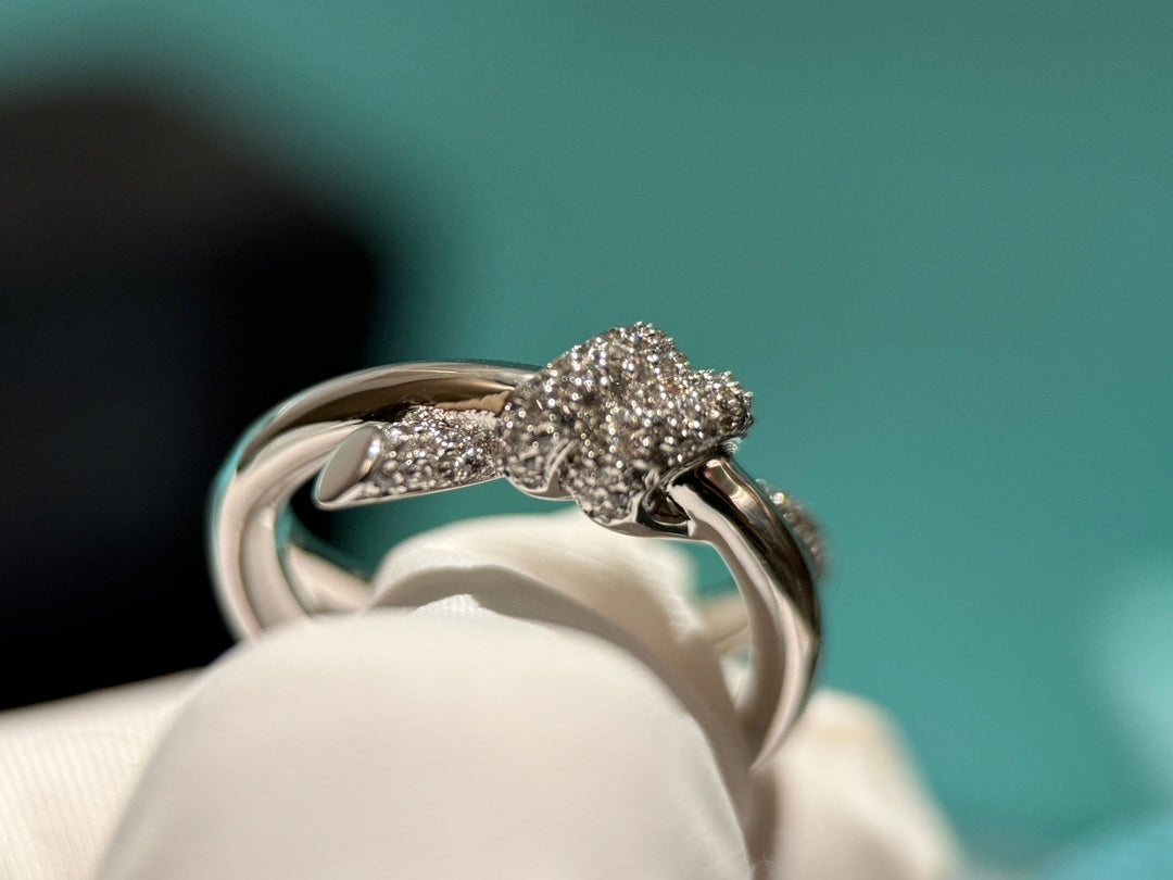 t family knot knot 18k gold bow ring