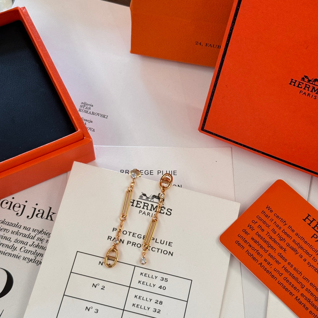 18k gold anchor chain pendant diamond earrings ehc132