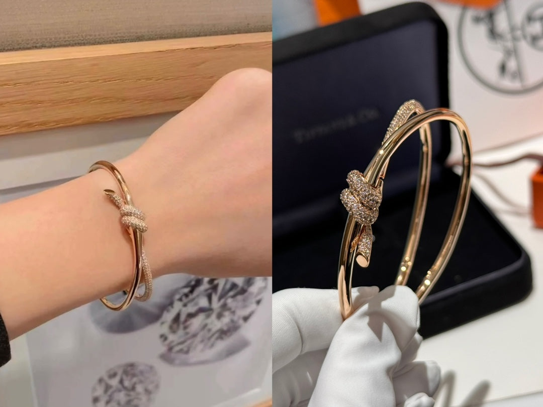 18k Rose Gold Knot Diamond Bracelet SLC69