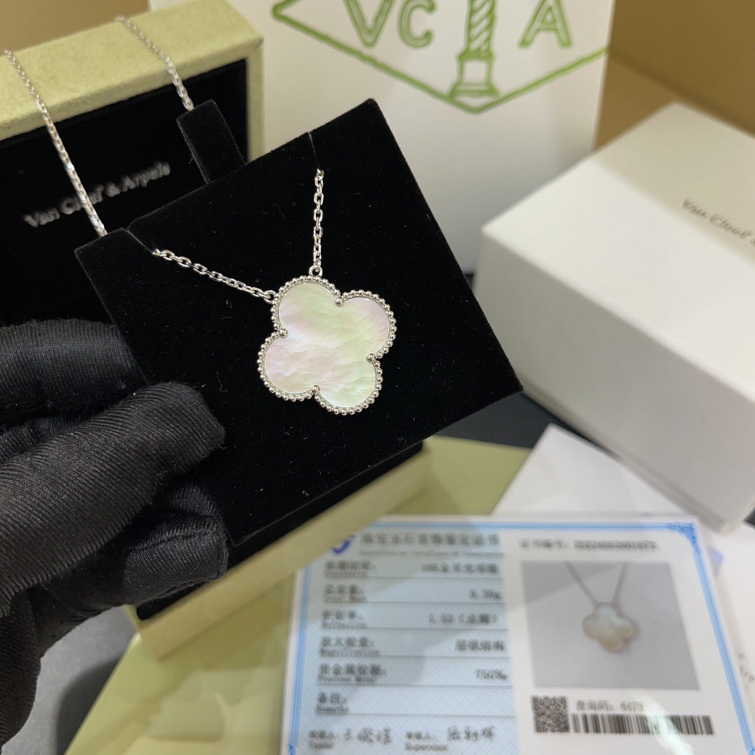 18K Gold VCA White Fritillaria Necklace XLC94