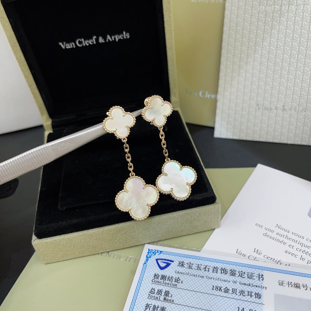 vca 18k gold white fritillaria earrings ehc91