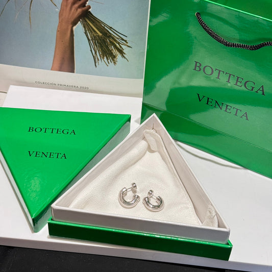 c shaped silver small round mosquito coil earrings ehc131