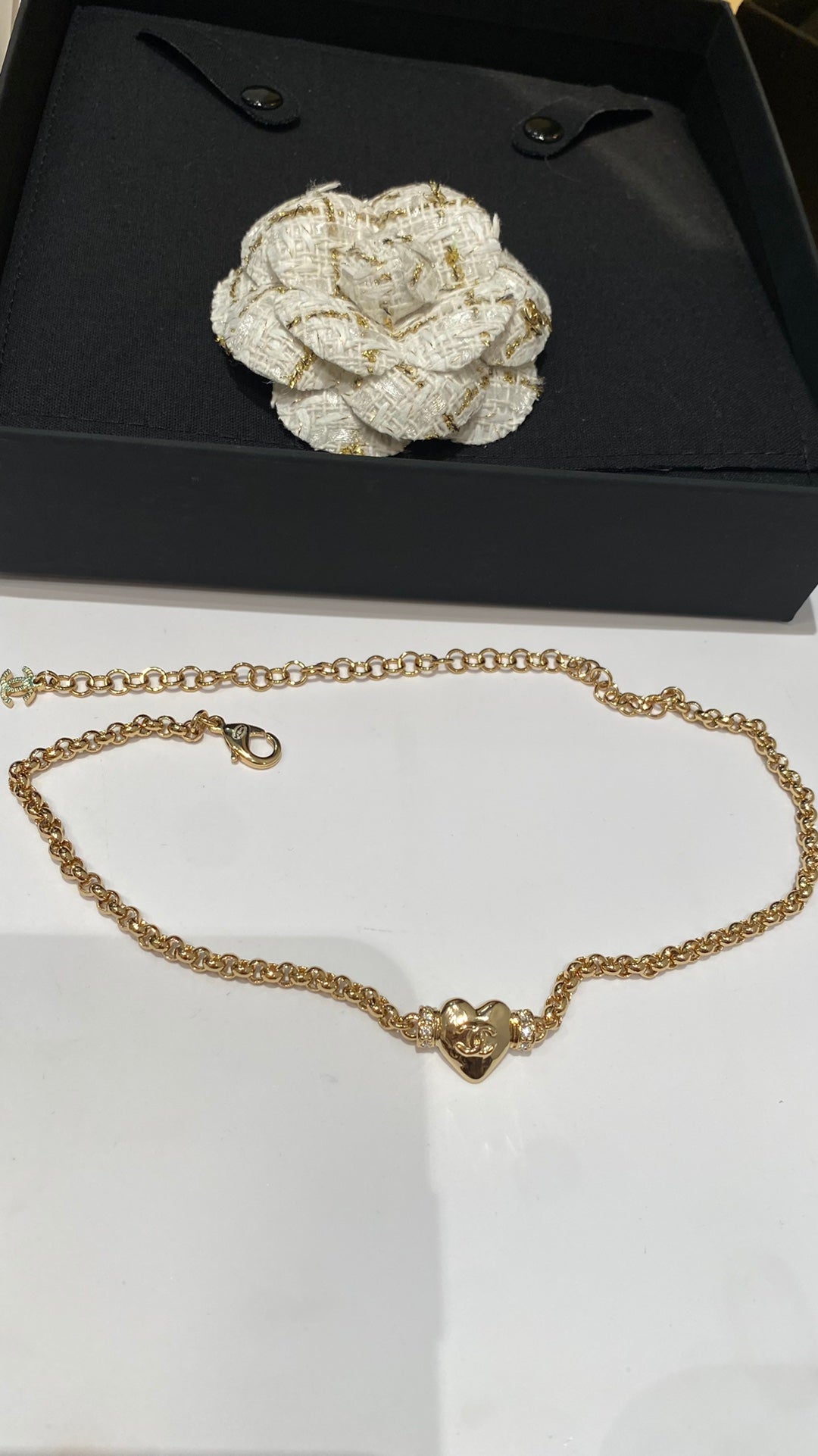 𝟐𝟒𝐏 Gold Love Letter Necklace XLC120