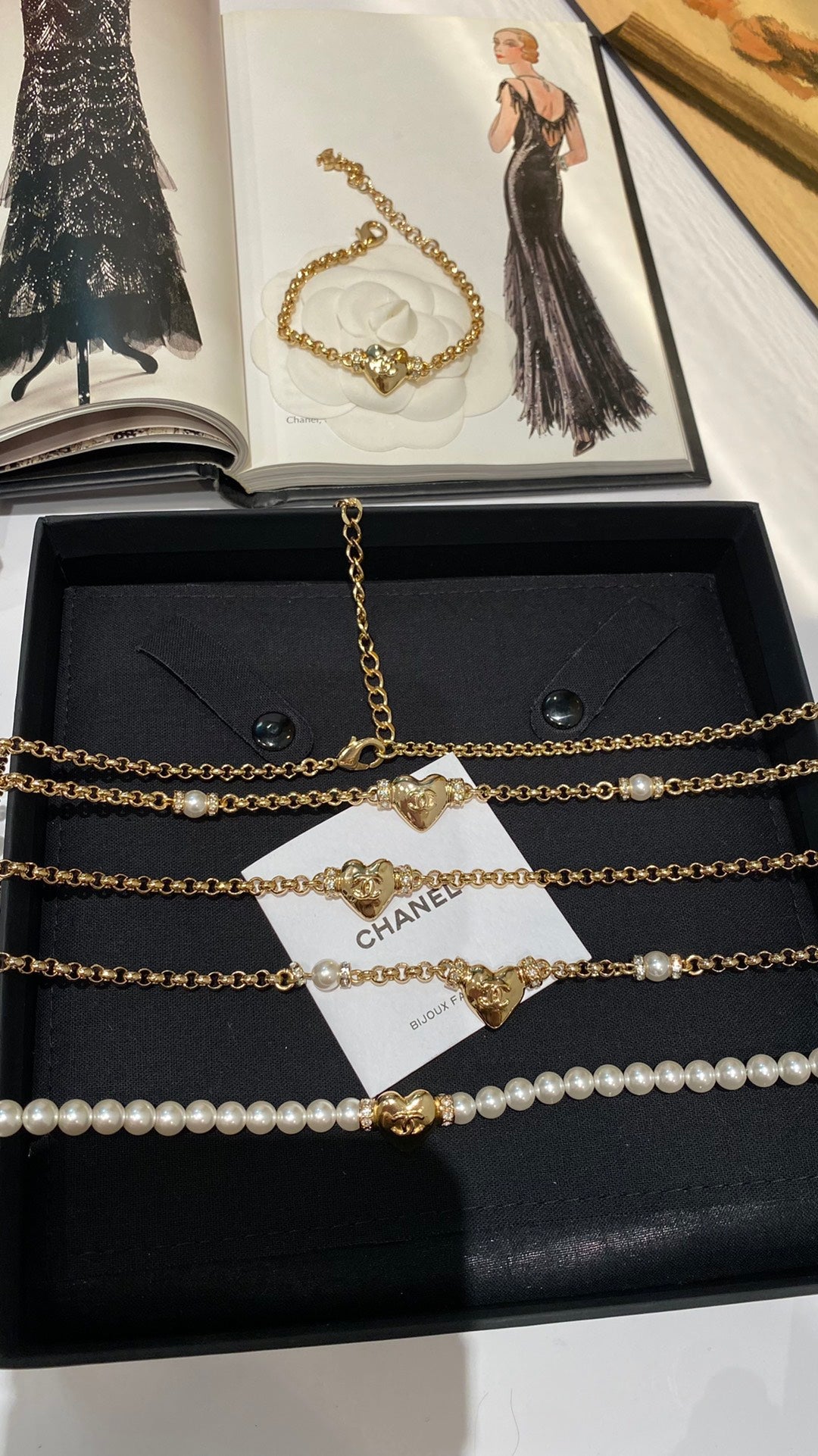 𝟐𝟒𝐏 Gold Love Letter Necklace XLC120