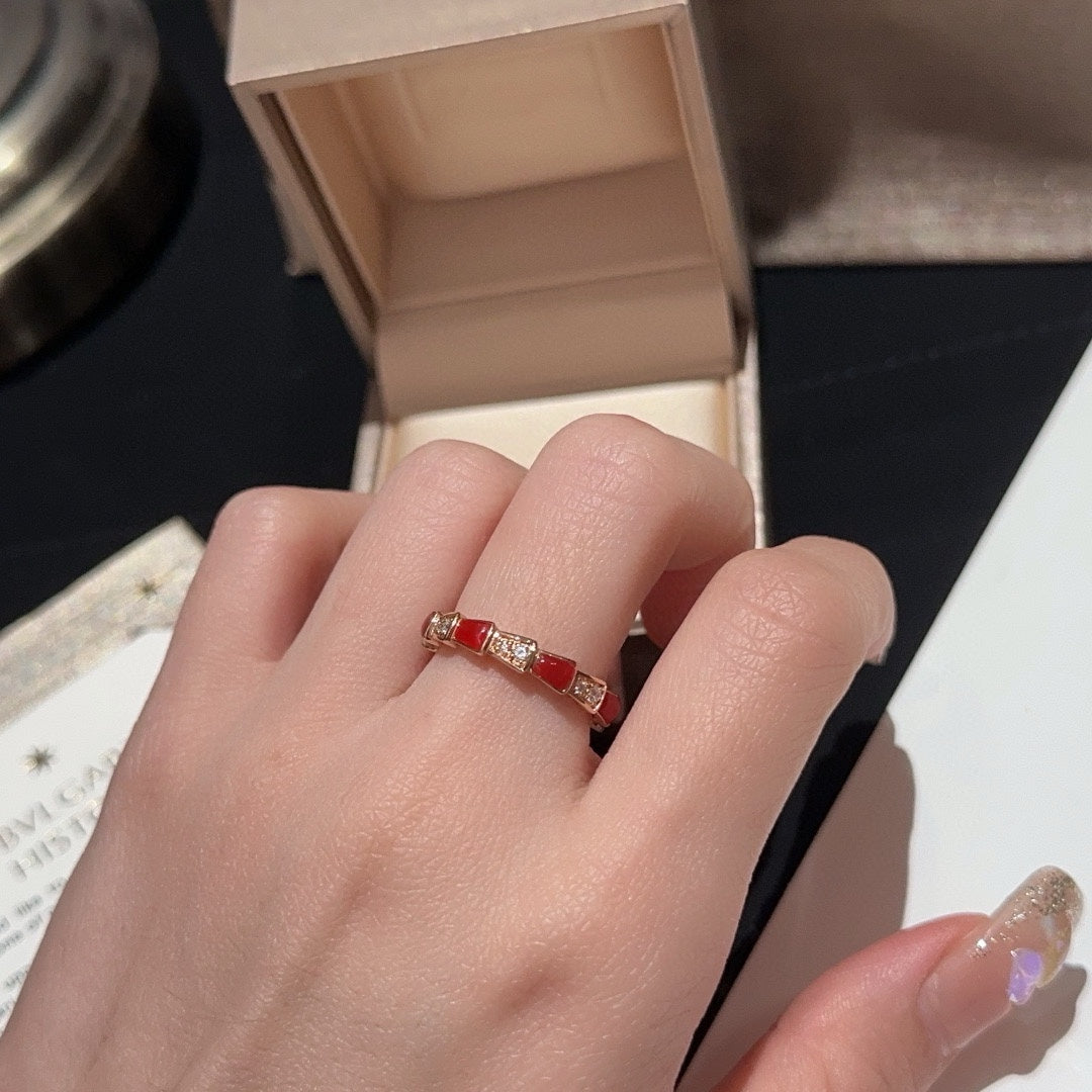 rose gold snake shaped diamond gemstone ring jzc33