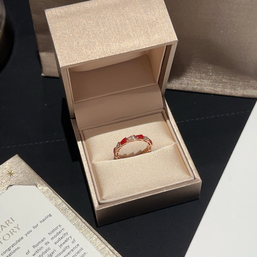 rose gold snake shaped diamond gemstone ring jzc33