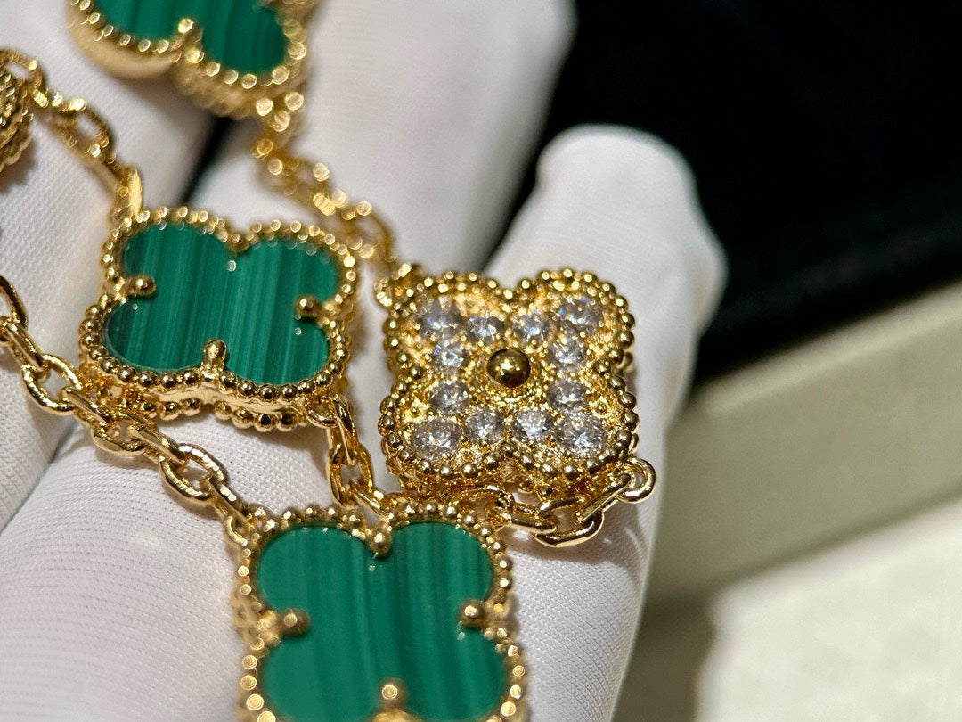 Golden Malachite Diamond Five Flower Bracelet SLC58