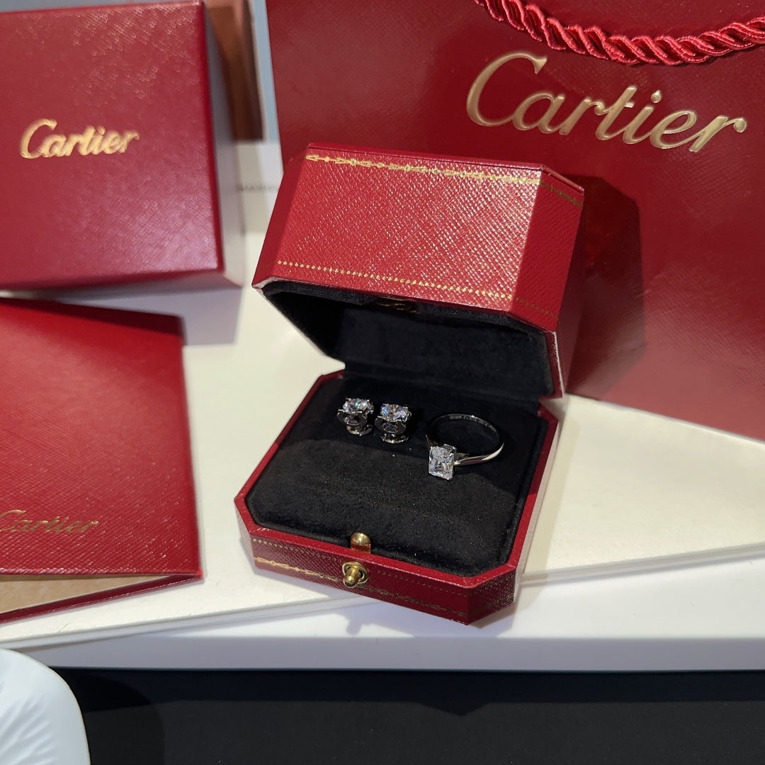 advanced c letter diamond earrings ehc158