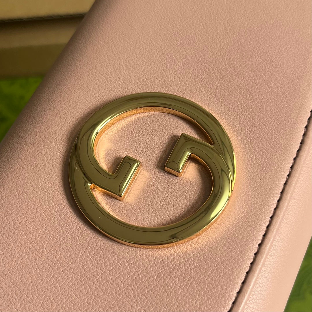 21cm pink chain crossbody shoulder bag 725215