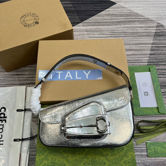 ggi horsebit 1955 series silver honeydew pattern underarm shoulder backpack 764155