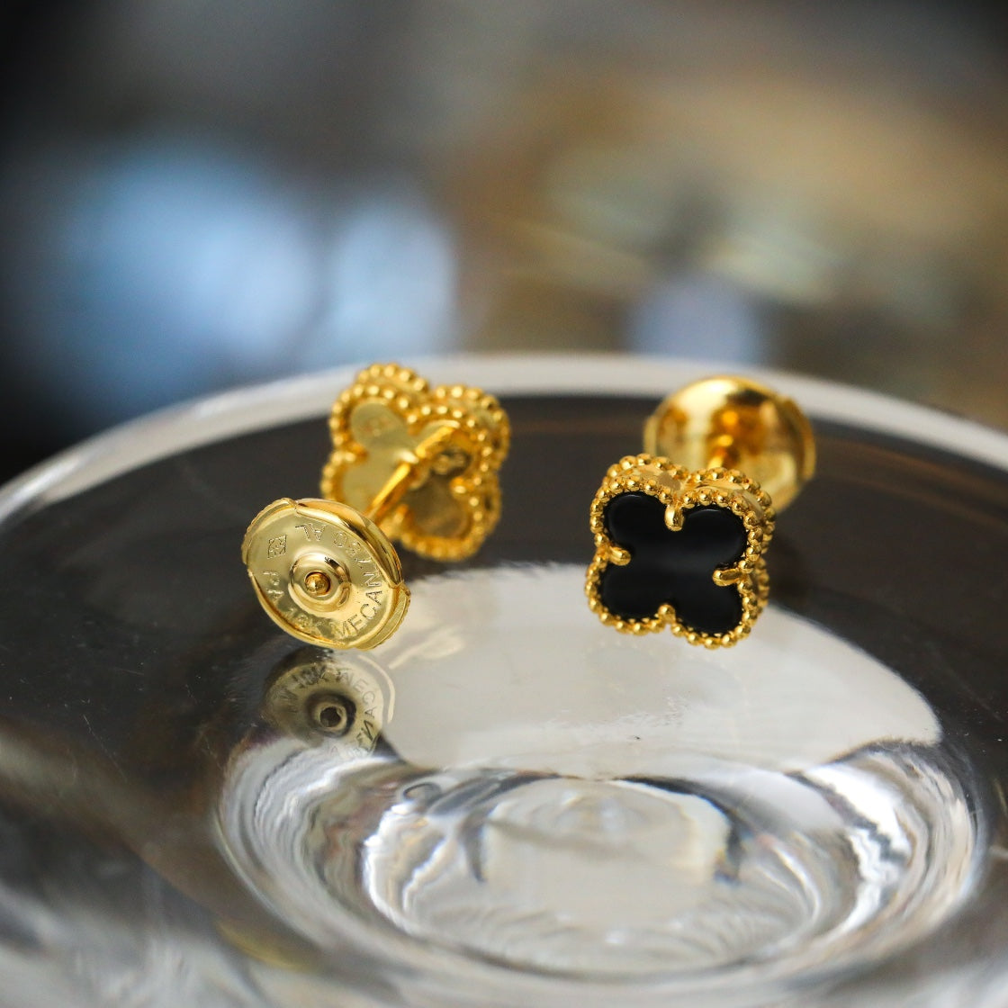 vca little lucky golden clover mini earnail eha163