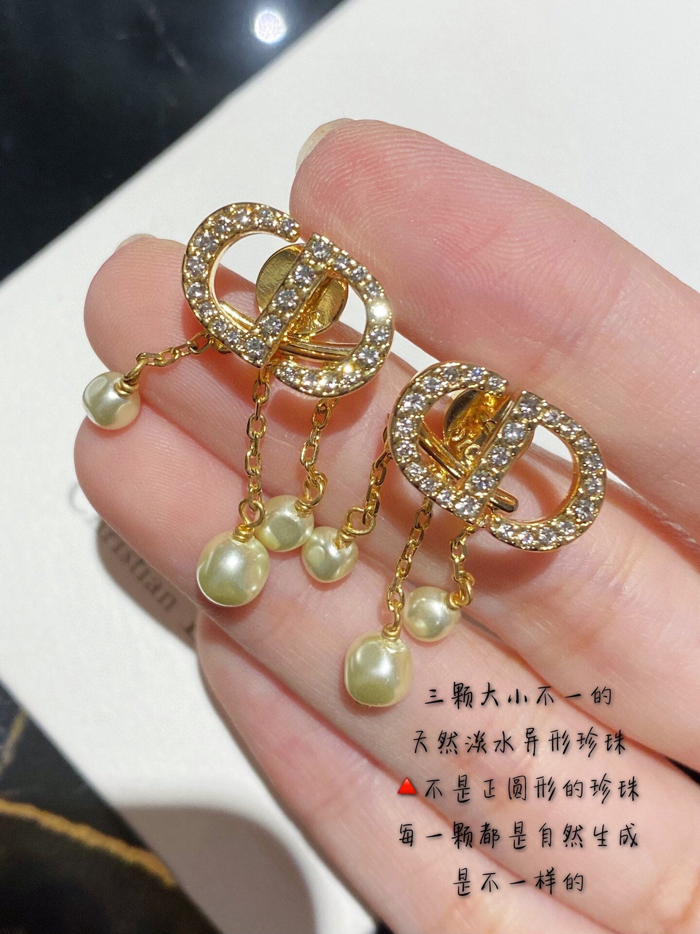 cd gold long tassel pearl letter earrings eha161