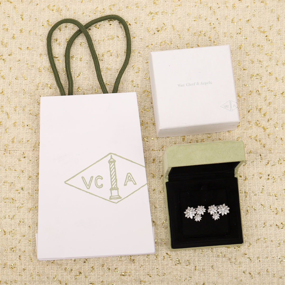 925 silver full diamond flower three flower earrings eha171
