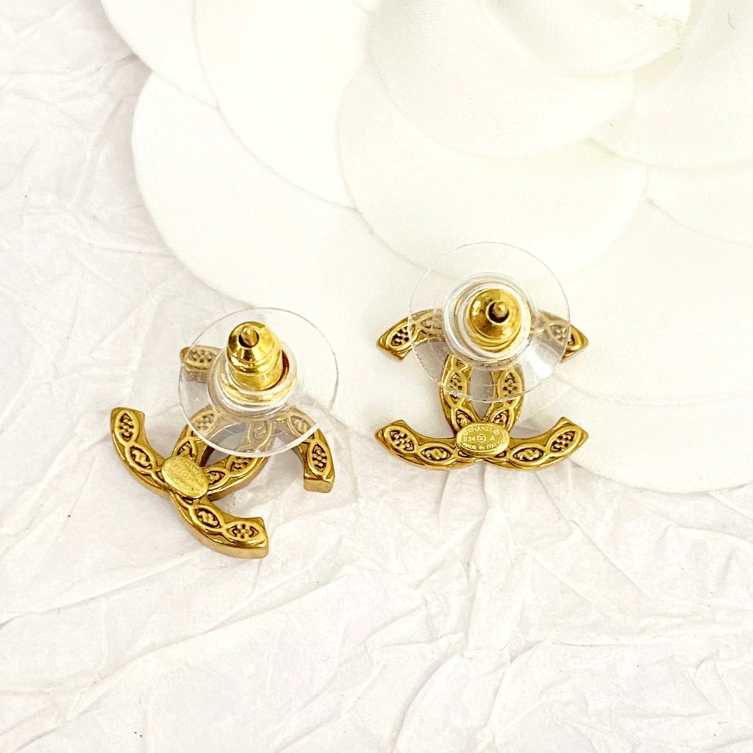 24 Retro Gold Double C Gold Earrings EHA236