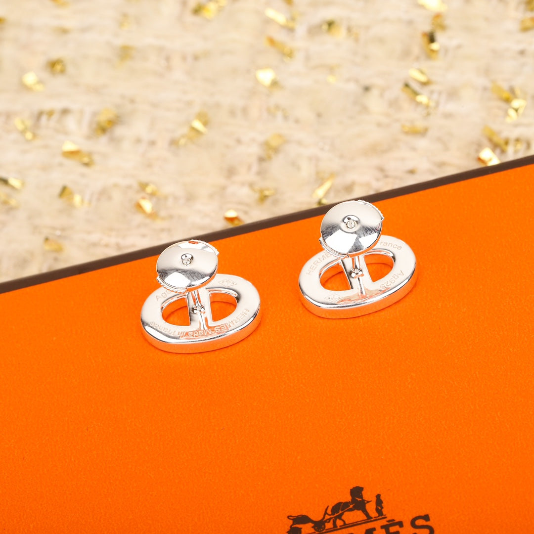 h pig nose versatile hollow silver earrings eha200