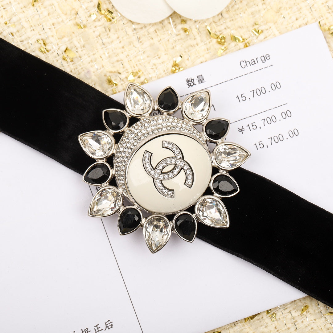 Premium Fragrant Velvet Sunflower Choker Necklace XLA141