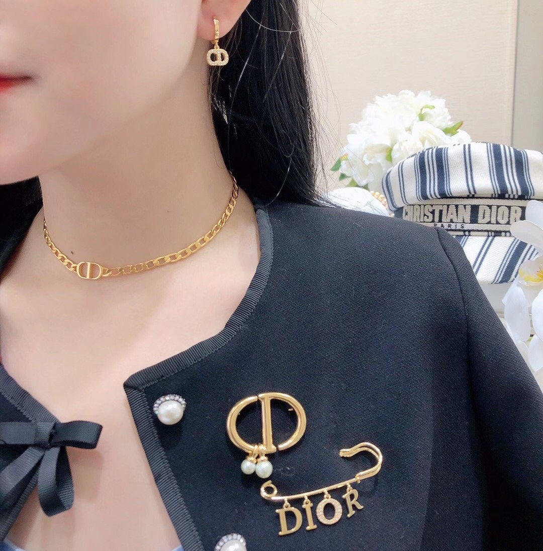crystal love letter gold ear ring eha201