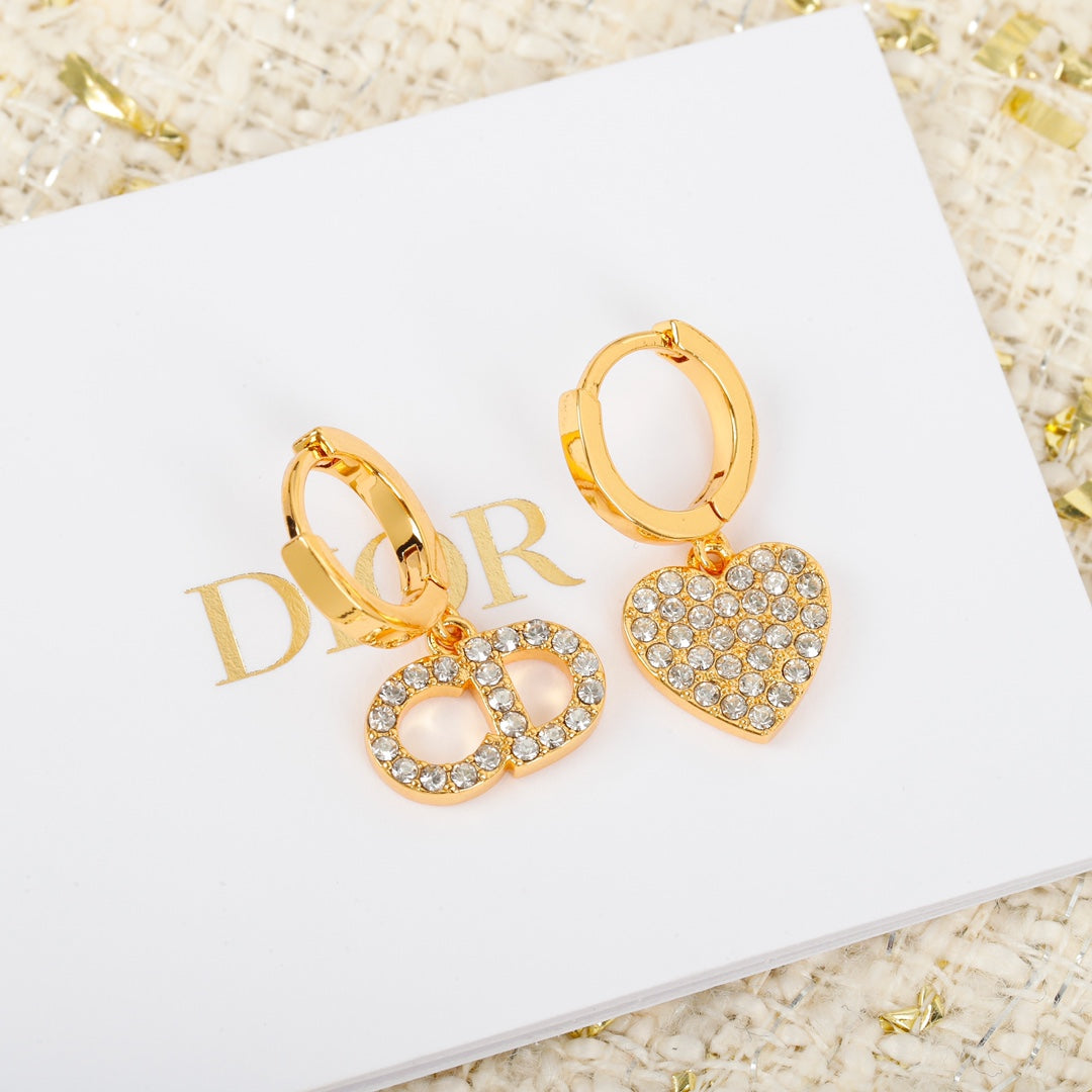 crystal love letter gold ear ring eha201