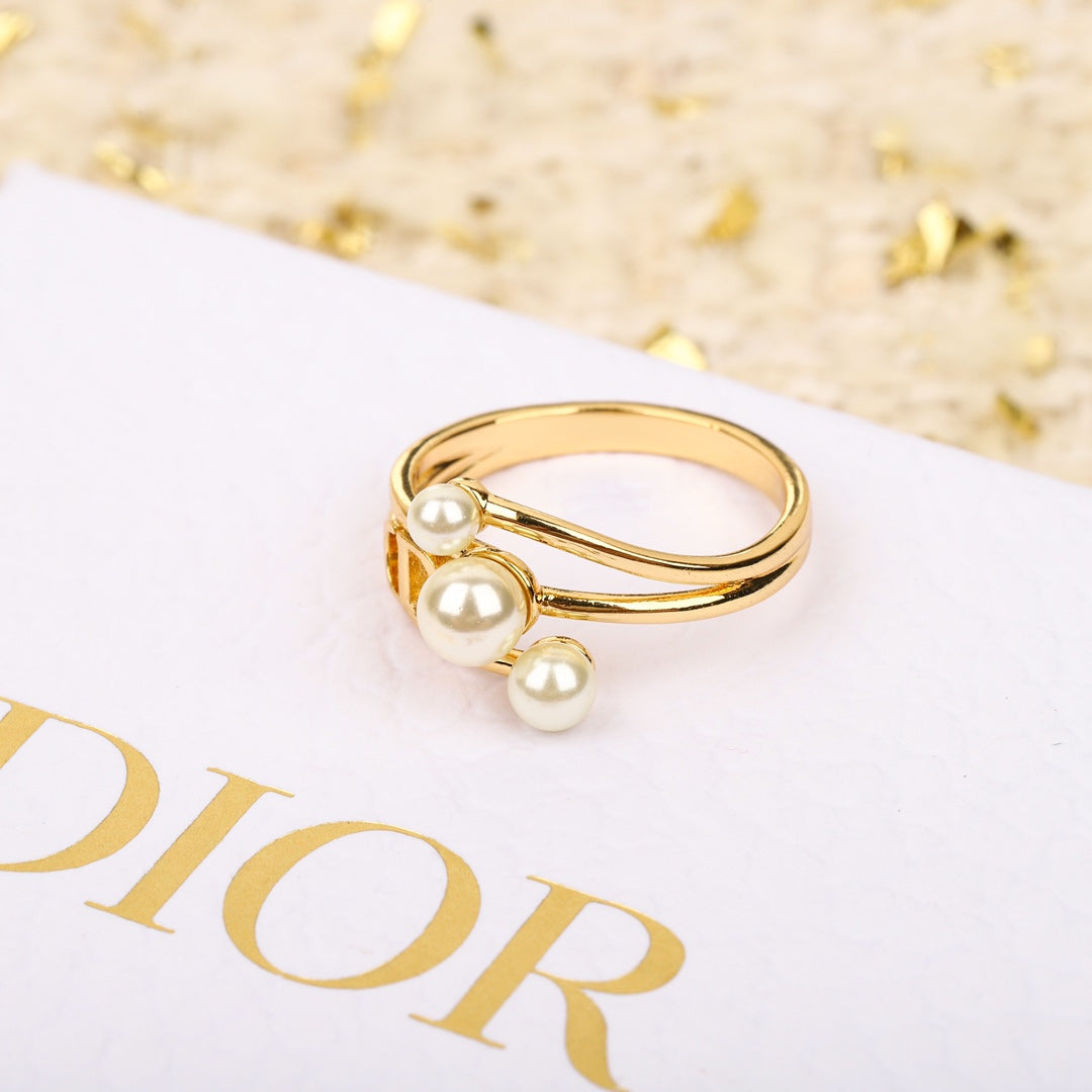 cd mini pearl gold earrings eha202