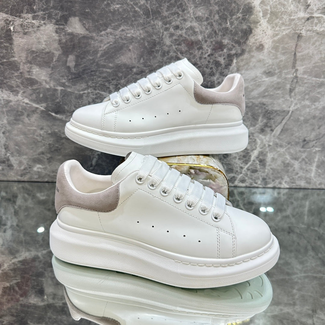 McQueen women's white shoes thick soled color blocked sneakers XZH241