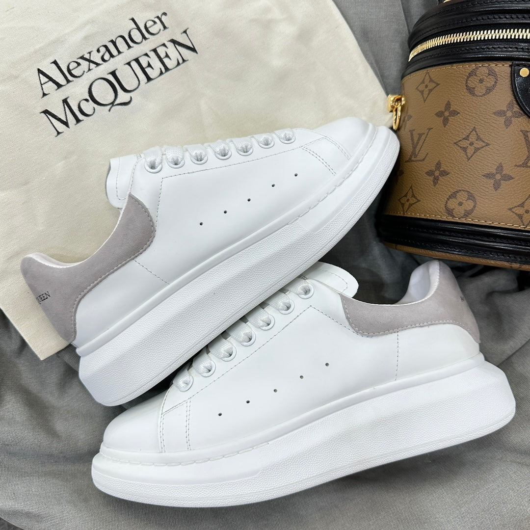 McQueen women's white shoes thick soled color blocked sneakers XZH241