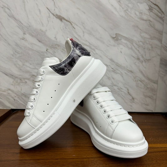 Alexander McQueen Early Autumn Women's Couple's Thick Bottom White Shoes XZH236