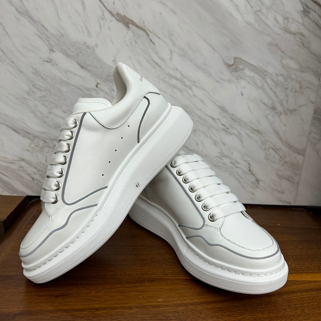 Technology oriented white shoes for men, contrasting cowhide board shoes, sneakers XZH214