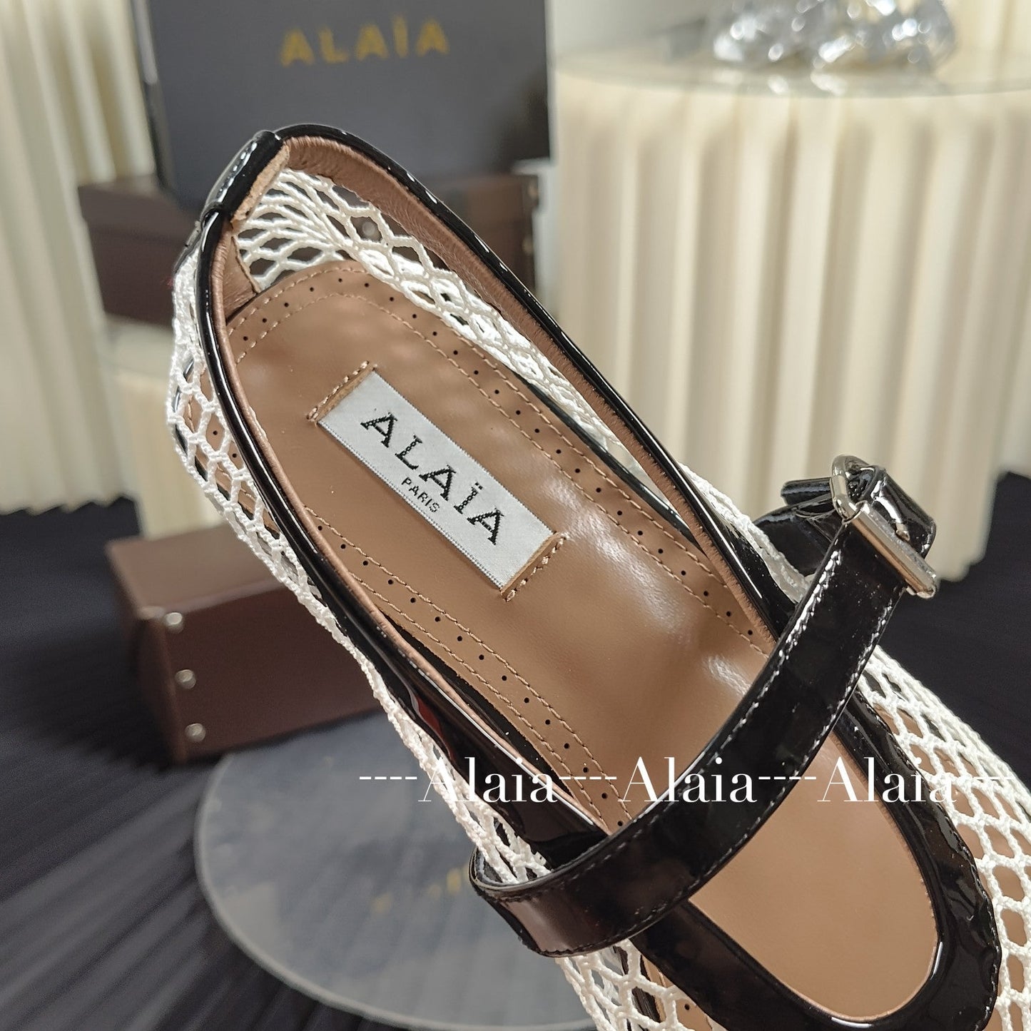 ALAIA Round Head Mesh One Button Ballet Flat Slippers XZH215