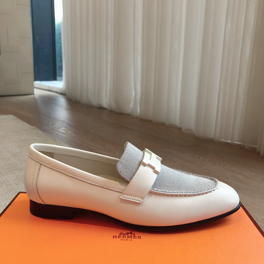 Casual leather shoes with one foot, color blocked round toe small leather shoes, single shoe XZH229