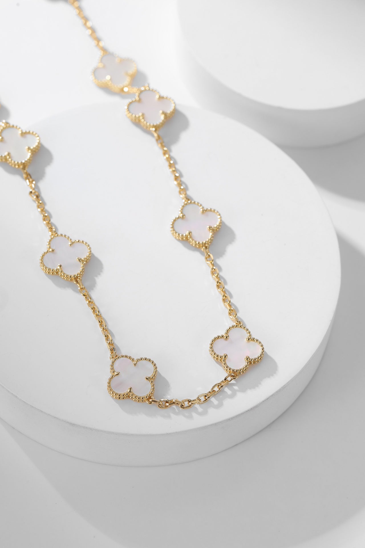 Vca Ten Flower White Beimu Gold Necklace XLA162