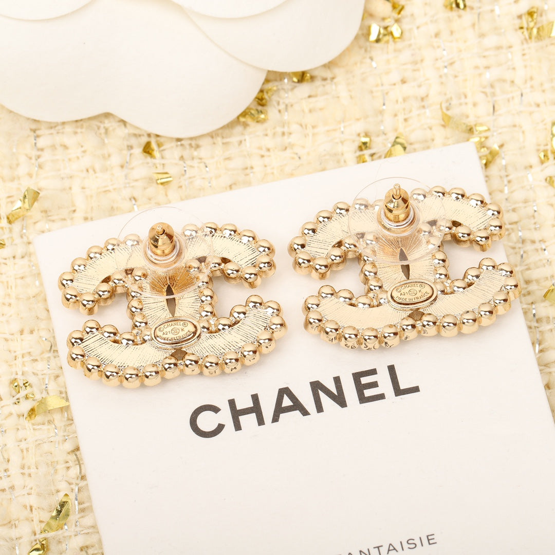 Double C resin letter studded diamond earrings EHA208