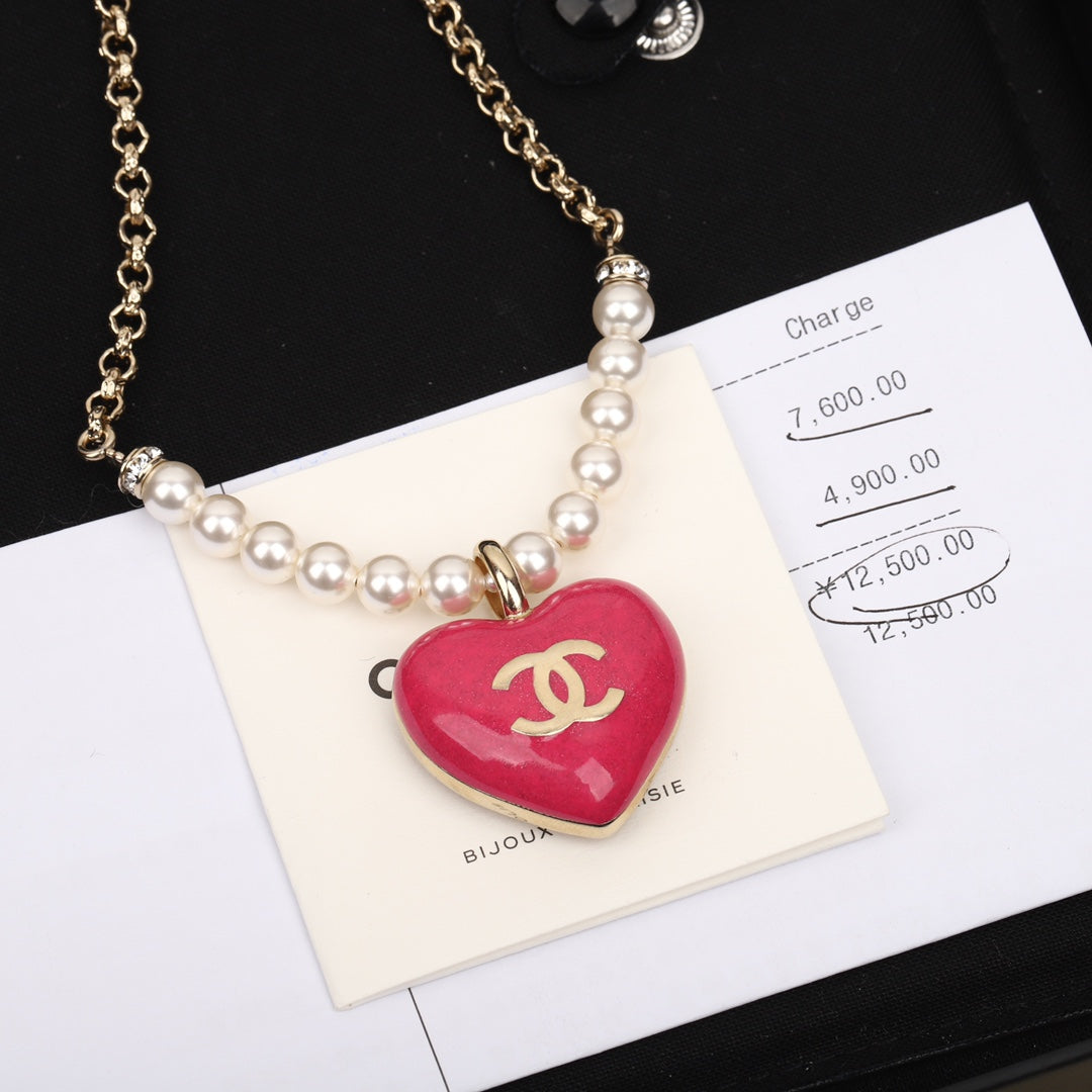 24P Full Diamond Enamel Love Pink Necklace XLA147