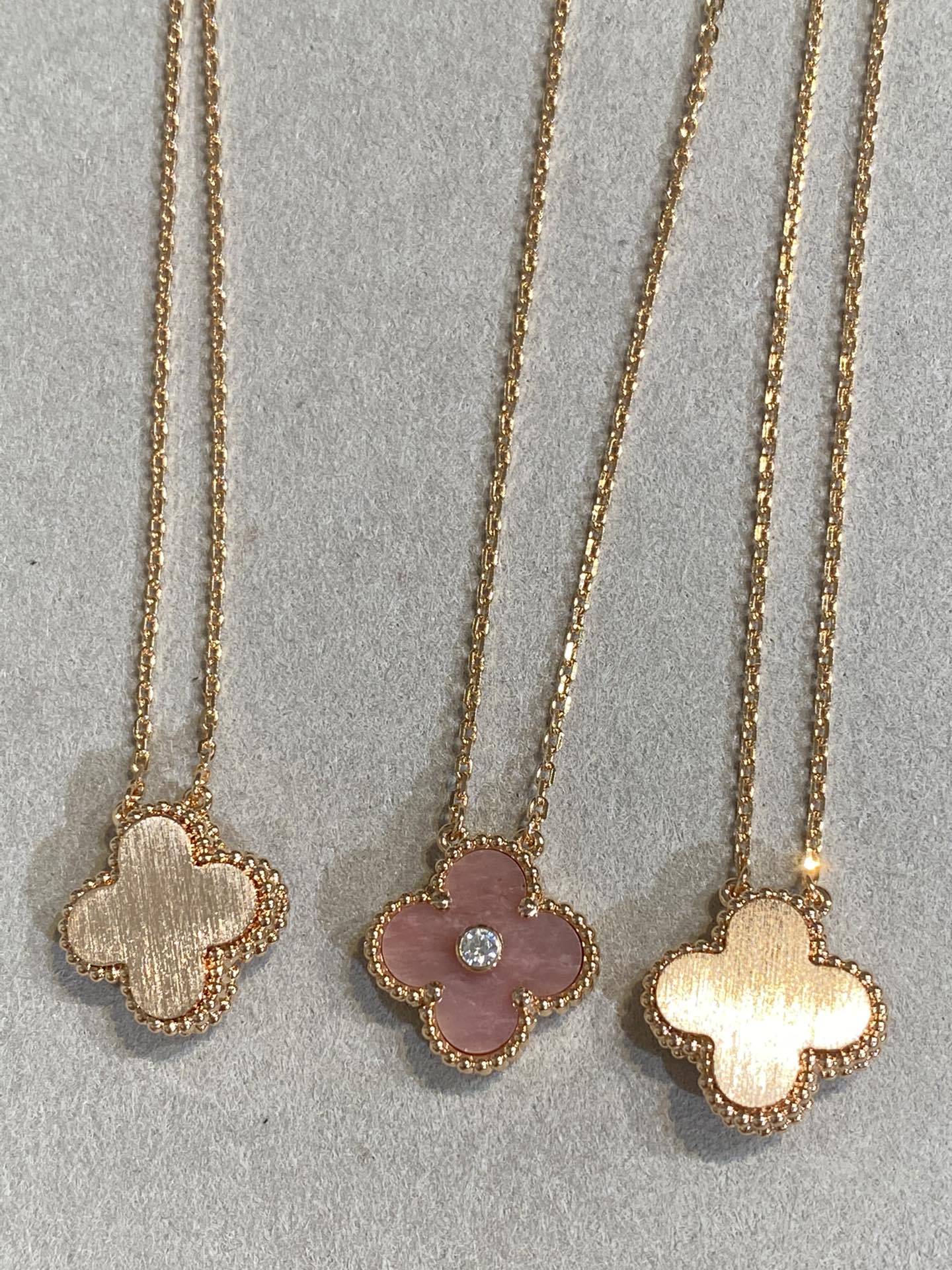 Rose Stone Rose Gold Necklace XLA448