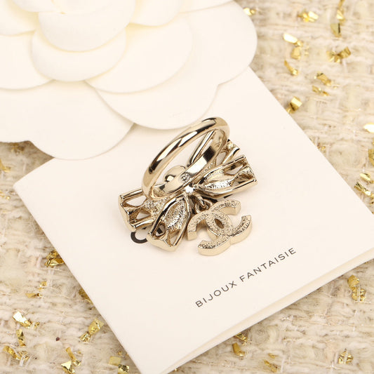 versatile silver bow hanging double c ring jza65