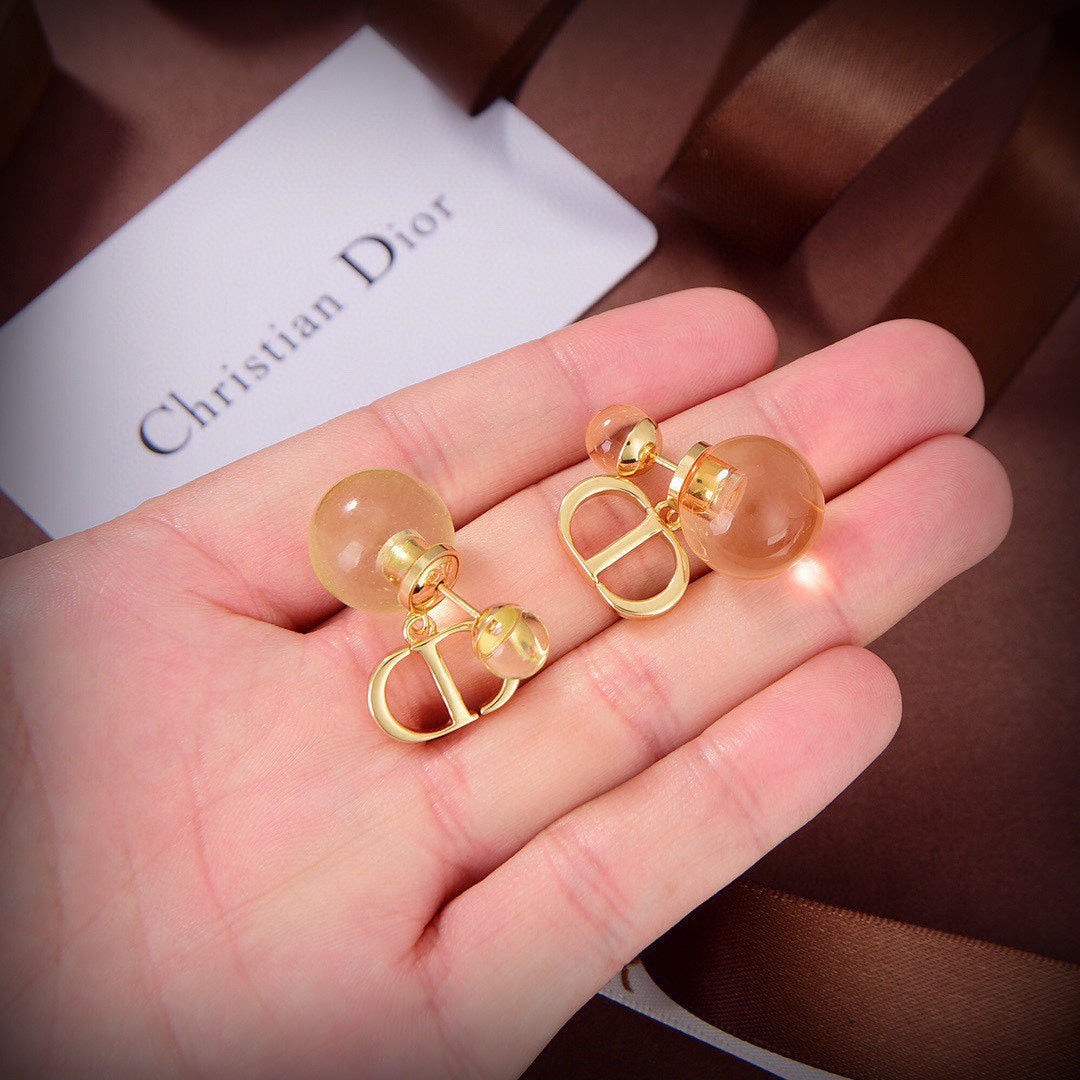 cd niche amber gold letter earrings eha196