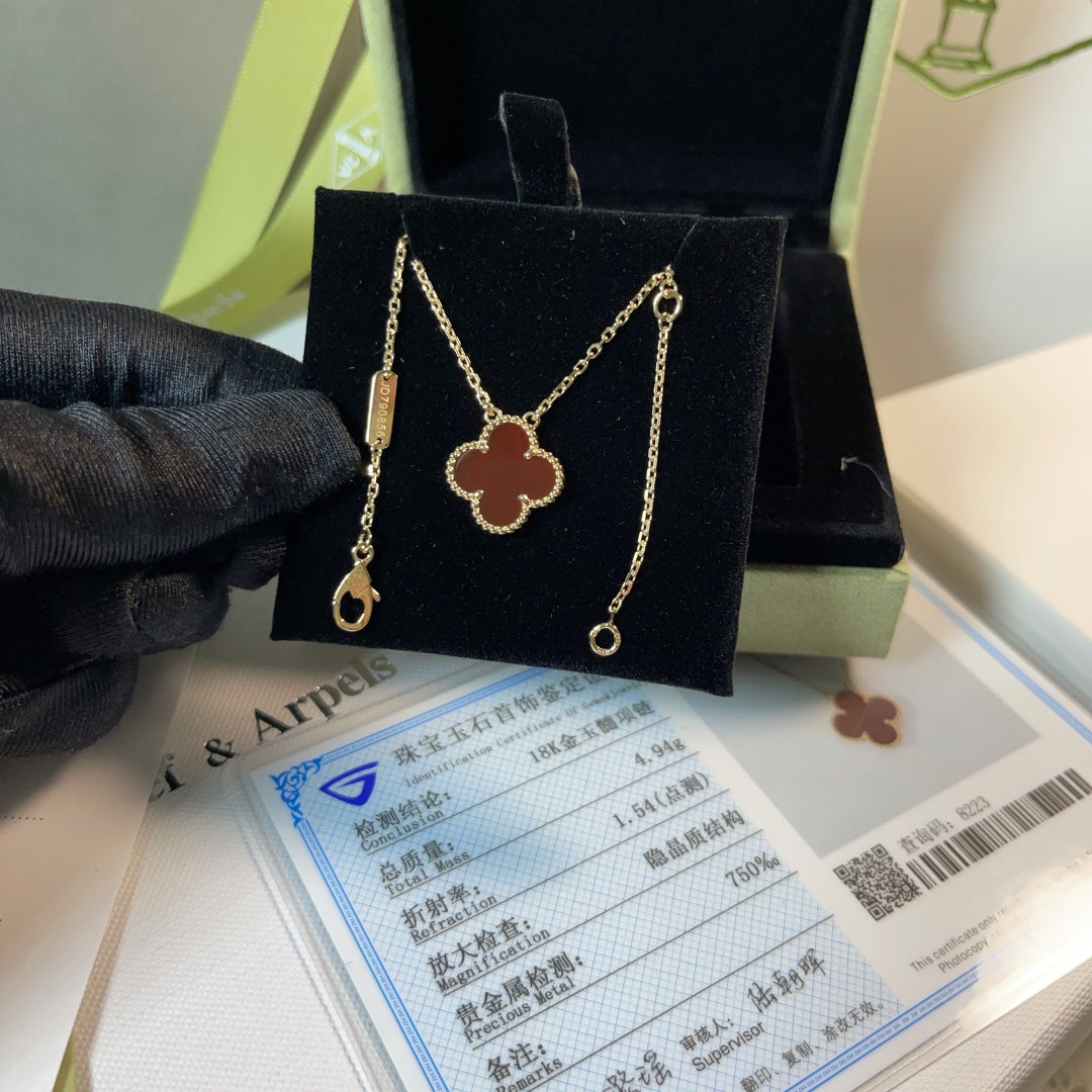 VCA single flower red agate gold necklace XLC143